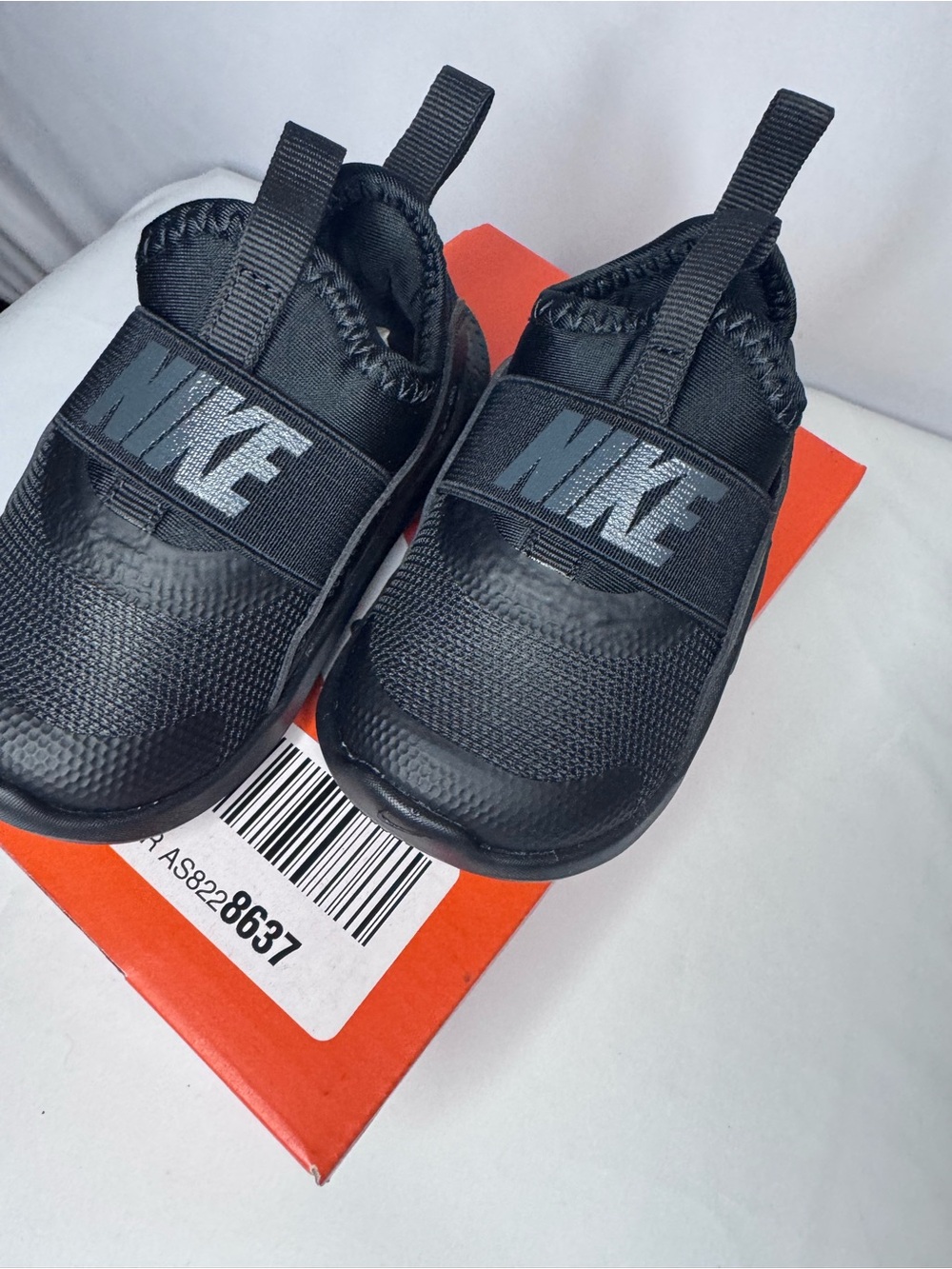 Nike Kids' Black Slip-On Athletic Shoes 4C